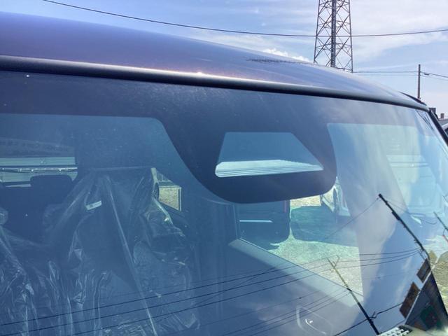 Ｎ－ＢＯＸカスタム ベースグレード　届出済み未使用車　コーナーセンサー　禁煙　クルーズコントロール　シートヒータ　ＬＥＤライト　レーンアシスト　エアバッグ　アイドリングストップ　オートエアコン　ＥＳＣ　パワーウィンドウ　ベンチシート（11枚目）