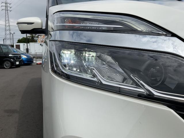 セレナ ｅ－パワー　ハイウェイスターＶ　ナビ　ドラレコ　ＥＴＣ２．０　両側電動スライドドア　シートヒーター　ブルーレイ　全周囲カメラ　バックカメラ　スマートキー　衝突被害軽減ブレーキ　障害物センサー　オートハイビーム　ＬＥＤヘッドライト（13枚目）