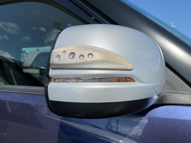 Ｎ－ＯＮＥ プレミアム・Ｌパッケージ　ナビ　ＥＴＣ　バックカメラ　カーテンエアバック　ディスチャージヘッド、ハロゲンフォグ　スマートキー　キーレス　フルオートエアコン　衝突安全ボディ　横滑防止装置　パワーステアリング　社外アルミホイール（10枚目）