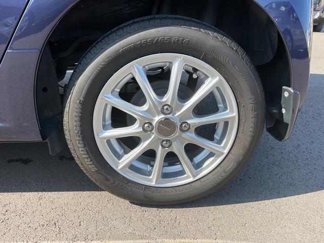 Ｎ－ＯＮＥ プレミアム・Ｌパッケージ　ナビ　ＥＴＣ　バックカメラ　カーテンエアバック　ディスチャージヘッド、ハロゲンフォグ　スマートキー　キーレス　フルオートエアコン　衝突安全ボディ　横滑防止装置　パワーステアリング　社外アルミホイール（15枚目）