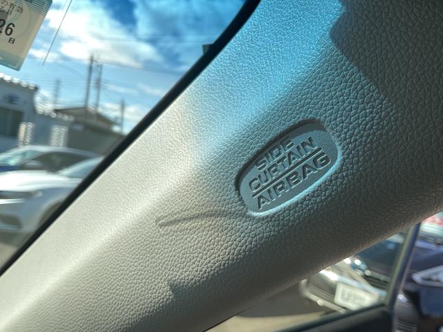 Ｎ－ＯＮＥ プレミアム・Ｌパッケージ　ナビ　ＥＴＣ　バックカメラ　カーテンエアバック　ディスチャージヘッド、ハロゲンフォグ　スマートキー　キーレス　フルオートエアコン　衝突安全ボディ　横滑防止装置　パワーステアリング　社外アルミホイール（21枚目）