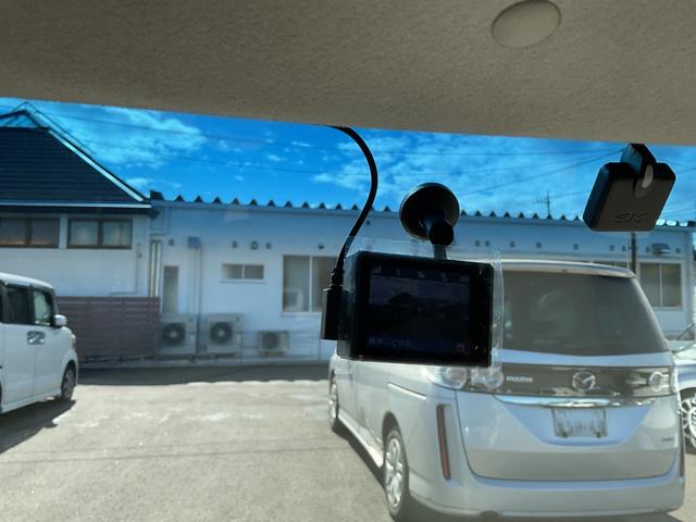 N-BOX G ナビ ETC 前後ドラレコ サイド&カーテンエアバック オートエアコン 衝突安全ボディ 両側手動スライドドア ハロゲンヘッドライト バックカメラ スマートキー 衝突被害軽減ブレーキ(22枚目)