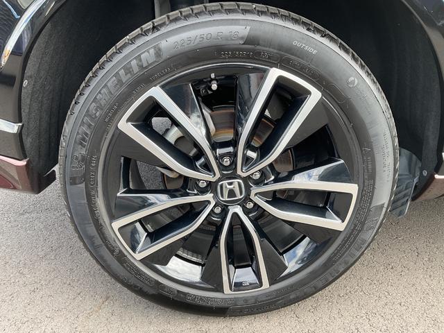 ヴェゼル ｅ：ＨＥＶ　Ｚ　ナビ　ＥＴＣ２．０　バックカメラ　ＬＥＤヘッドライト＆フォグ　サイド＆カーテンエアバック　衝突被害軽減ブレーキ　クルコン　電動リアゲート　前後ドラレコ　ブラインドスポットインフォ　シートヒーター（17枚目）