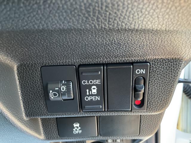 フリード＋ Ｇ　ナビ　ＥＴＣ　バックカメラ　両側スライド片側電動ドア　ドラレコ　オートエアコン　エンジンスターター　スマートキー　エアバッグ　盗難防止装置　フルフラット　ハロゲンヘッドライト　横滑り防止装置（29枚目）