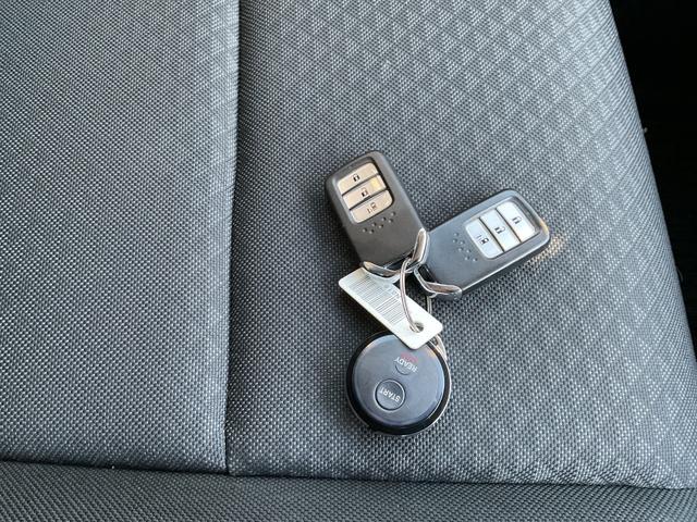 フリード＋ Ｇ　ナビ　ＥＴＣ　バックカメラ　両側スライド片側電動ドア　ドラレコ　オートエアコン　エンジンスターター　スマートキー　エアバッグ　盗難防止装置　フルフラット　ハロゲンヘッドライト　横滑り防止装置（37枚目）