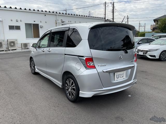 フリードハイブリッド ジャストセレクション ナビ ETC 両側電動スライドドア バックカメラ HIDヘッドライト フォグライト スマートキー 衝突安全ボディ クルコン オートエアコン エアバック キャプテンシート 純正アルミ ABS(4枚目)