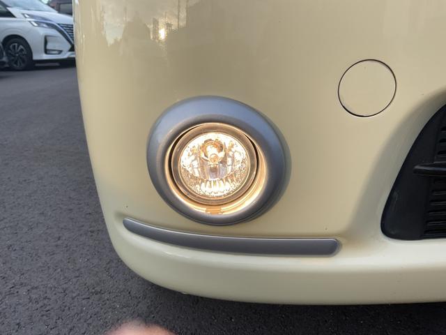 ミラココア ココアプラスＸ　ナビ　ＥＴＣ　オートエアコン　ハロゲンヘッドライト　フォグライト　衝突安全ボディ　スマートキー　エアバッグ　フロントベンチシート　ＡＢＳ　電格ミラー　イモビライザー　ルーフレール（12枚目）