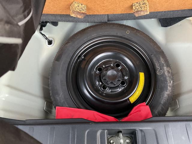 ミラココア ココアプラスＸ　ナビ　ＥＴＣ　オートエアコン　ハロゲンヘッドライト　フォグライト　衝突安全ボディ　スマートキー　エアバッグ　フロントベンチシート　ＡＢＳ　電格ミラー　イモビライザー　ルーフレール（31枚目）