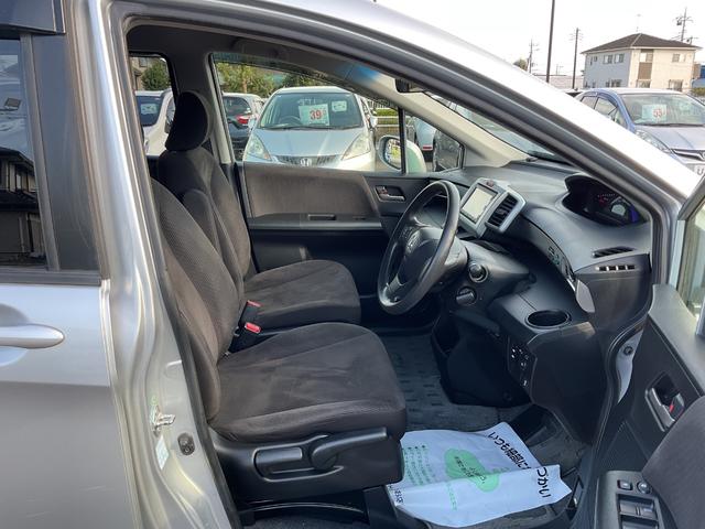 フリード Ｇ　ジャストセレクション　ナビ　ＥＴＣ　バックカメラ　片側電動スライドドア　ＨＩＤヘッドライト　スマートキー　オートエアコン　衝突安全ボディ　横滑り防止機能　パワステ　エアバック　電動ミラー　オートライト（19枚目）