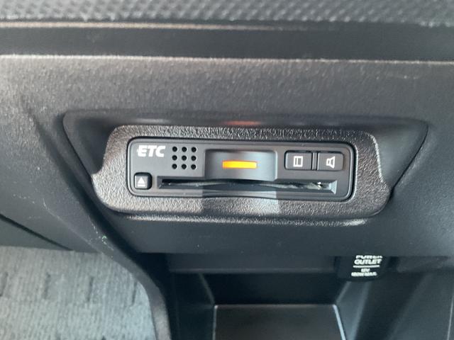 フリード Ｇ　ジャストセレクション　ナビ　ＥＴＣ　バックカメラ　片側電動スライドドア　ＨＩＤヘッドライト　スマートキー　オートエアコン　衝突安全ボディ　横滑り防止機能　パワステ　エアバック　電動ミラー　オートライト（25枚目）