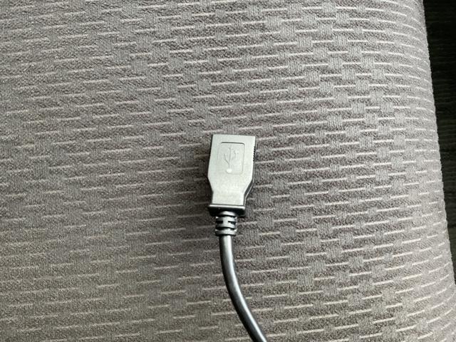 フリード Ｇ　ジャストセレクション　ナビ　ＥＴＣ　バックカメラ　片側電動スライドドア　ＨＩＤヘッドライト　スマートキー　オートエアコン　衝突安全ボディ　横滑り防止機能　パワステ　エアバック　電動ミラー　オートライト（29枚目）