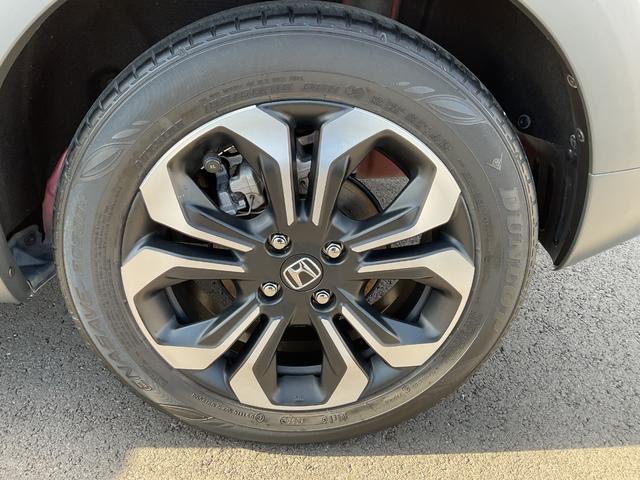 フィット e:HEVクロスター ナビ ETC2.0 バックカメラ 前後ドラレコ LEDヘッドライト&フォグ 車線維持支援システム サイド&カーテンエアバック クルコン 衝突安全ボディ オートエアコン 障害物センサー オートハイビーム(18枚目)