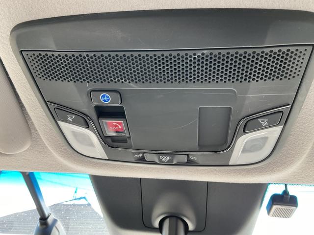 フィット e:HEVクロスター ナビ ETC2.0 バックカメラ 前後ドラレコ LEDヘッドライト&フォグ 車線維持支援システム サイド&カーテンエアバック クルコン 衝突安全ボディ オートエアコン 障害物センサー オートハイビーム(27枚目)