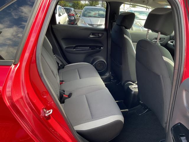 フィット e:HEVクロスター ナビ ETC2.0 バックカメラ 前後ドラレコ LEDヘッドライト&フォグ 車線維持支援システム サイド&カーテンエアバック クルコン 衝突安全ボディ オートエアコン 障害物センサー オートハイビーム(37枚目)