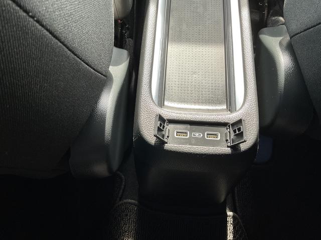 フィット e:HEVクロスター ナビ ETC2.0 バックカメラ 前後ドラレコ LEDヘッドライト&フォグ 車線維持支援システム サイド&カーテンエアバック クルコン 衝突安全ボディ オートエアコン 障害物センサー オートハイビーム(39枚目)