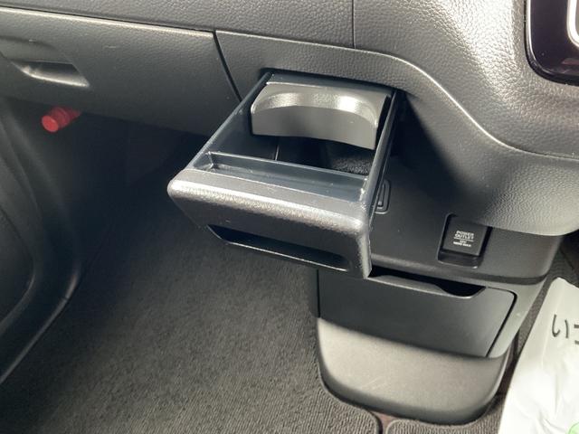 N-BOXカスタム G・Lホンダセンシング ナビ ETC 前後ドラレコ Bカメラ LEDヘッドライト&フォグランプ 片側電動スライドドア サイド&カーテンエアバック 車線逸脱警報装置 クルコン シートヒーター オートライト オートハイビーム(31枚目)