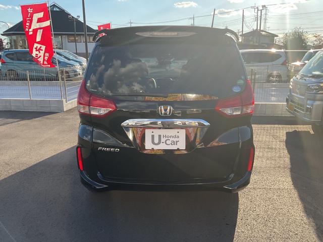 フリード Ｇ・ホンダセンシング　ナビ　ＥＴＣ　バックカメラ　両側電動スライドドア　サイド＆カーテンエアバック　追突被害軽減ブレーキ　車線逸脱警報システム　追突安全ボディ　リア席モニター　スマートキー　　クルコン　ＬＥＤヘッドライト（5枚目）