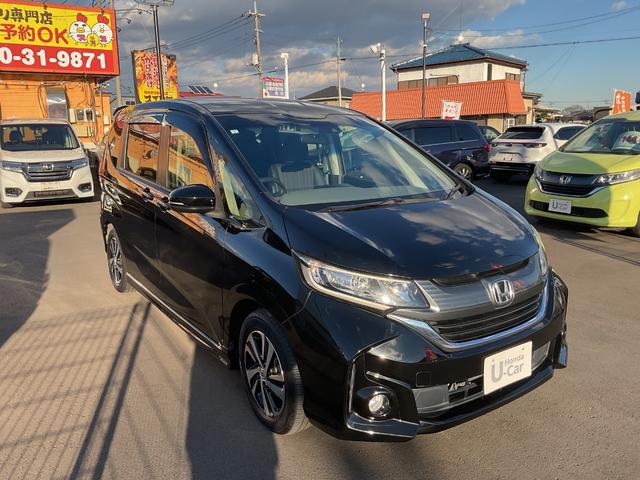 フリード Ｇ・ホンダセンシング　ナビ　ＥＴＣ　バックカメラ　両側電動スライドドア　サイド＆カーテンエアバック　追突被害軽減ブレーキ　車線逸脱警報システム　追突安全ボディ　リア席モニター　スマートキー　　クルコン　ＬＥＤヘッドライト（8枚目）