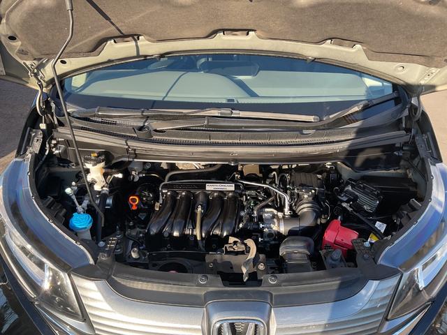 フリード Ｇ・ホンダセンシング　ナビ　ＥＴＣ　バックカメラ　両側電動スライドドア　サイド＆カーテンエアバック　追突被害軽減ブレーキ　車線逸脱警報システム　追突安全ボディ　リア席モニター　スマートキー　　クルコン　ＬＥＤヘッドライト（14枚目）