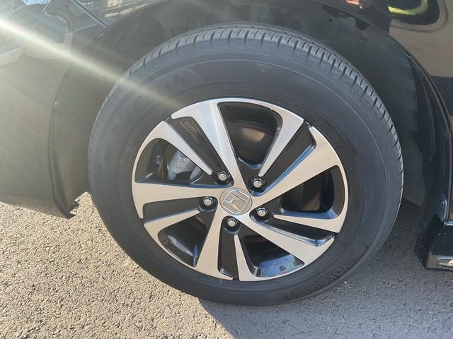 フリード Ｇ・ホンダセンシング　ナビ　ＥＴＣ　バックカメラ　両側電動スライドドア　サイド＆カーテンエアバック　追突被害軽減ブレーキ　車線逸脱警報システム　追突安全ボディ　リア席モニター　スマートキー　　クルコン　ＬＥＤヘッドライト（18枚目）