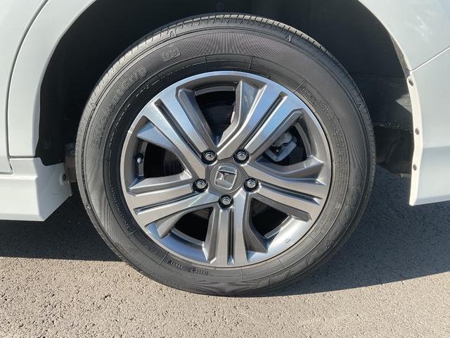 ステップワゴンスパーダ ｅ：ＨＥＶスパーダ　Ｇ・ＥＸ　ホンダセンシング　ナビ　ＥＴＣ２．０　バックカメラ　前後ドラレコ　ＬＥＤヘッドライト＆フォグランプ　両側電動スライドドア　サイド＆カーテンエアバック　クルコン　衝突被害軽減ブレーキ　リア席モニター　レーンキープアシスト（15枚目）