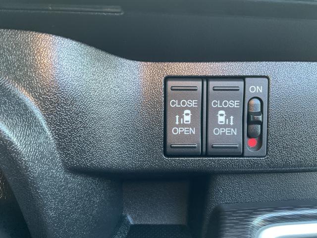 ステップワゴンスパーダ ｅ：ＨＥＶスパーダ　Ｇ・ＥＸ　ホンダセンシング　ナビ　ＥＴＣ２．０　バックカメラ　前後ドラレコ　ＬＥＤヘッドライト＆フォグランプ　両側電動スライドドア　サイド＆カーテンエアバック　クルコン　衝突被害軽減ブレーキ　リア席モニター　レーンキープアシスト（35枚目）