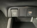 ｅ：ＨＥＶクロスター　ナビ　ＥＴＣ２．０　前後ドラレコ　Ｂカメラ　車線逸脱抑制機能　ＬＥＤヘッドライト　クルコン　サイド＆カーテンエアバック　電動パーキングブレーキ　衝突被害軽減ブレーキ　障害物センサー　オートハイビーム（33枚目）