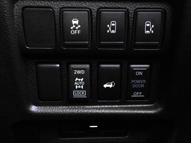 エルグランド ３５０ハイウェイスタープレミアムアーバンクロム　／４ＷＤ／Ｗサンルーフ／温冷庫コンソール／純正ツインモニター／全周囲カメラ／黒革メモリＰシート／シートヒーター／電動ゲート／両電動ドア／プリクラッシュ／前後ドラレコ／１オナ／記録簿／禁煙／全国１年保証（33枚目）