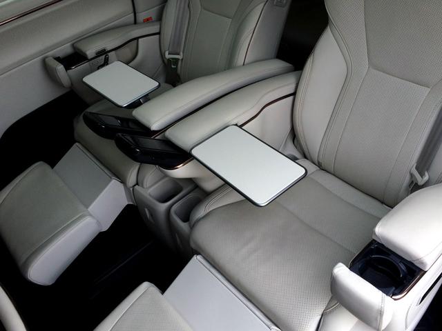 ＬＭ ＬＭ５００ｈ　バージョンＬ　／マークレビンソン／ツインモニター／全周囲カメラ／ユニバーサルステップ／本革マッサージシート／シートエアコン／マルチオペレーションパネル／ムーンルーフ／インナーミラー／３列６人／全国１年保証（19枚目）
