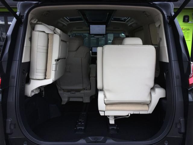 ＬＭ ＬＭ５００ｈ　バージョンＬ　／マークレビンソン／ツインモニター／全周囲カメラ／ユニバーサルステップ／本革マッサージシート／シートエアコン／マルチオペレーションパネル／ムーンルーフ／インナーミラー／３列６人／全国１年保証（66枚目）