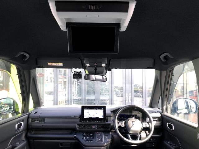 ステップワゴン e:HEVスパーダ /純正11.4インチナビ/純正フリップダウンモニター/バックカメラ/前後ドラレコ/ハーフレザーオットマンシート/シートヒーター/両電動ドア/電動リアゲート/USBポート/禁煙車/全国1年保証(2枚目)