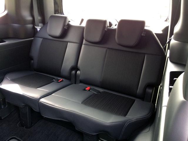 ステップワゴン e:HEVスパーダ /純正11.4インチナビ/純正フリップダウンモニター/バックカメラ/前後ドラレコ/ハーフレザーオットマンシート/シートヒーター/両電動ドア/電動リアゲート/USBポート/禁煙車/全国1年保証(12枚目)