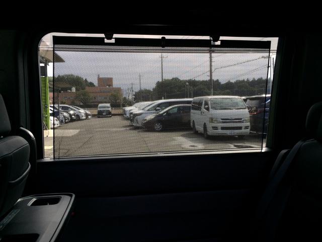 ステップワゴン e:HEVスパーダ /純正11.4インチナビ/純正フリップダウンモニター/バックカメラ/前後ドラレコ/ハーフレザーオットマンシート/シートヒーター/両電動ドア/電動リアゲート/USBポート/禁煙車/全国1年保証(18枚目)