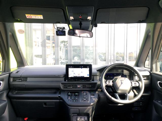 ステップワゴン e:HEVスパーダ /純正11.4インチナビ/純正フリップダウンモニター/バックカメラ/前後ドラレコ/ハーフレザーオットマンシート/シートヒーター/両電動ドア/電動リアゲート/USBポート/禁煙車/全国1年保証(24枚目)