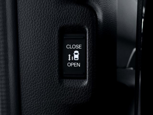 ステップワゴン e:HEVスパーダ /純正11.4インチナビ/純正フリップダウンモニター/バックカメラ/前後ドラレコ/ハーフレザーオットマンシート/シートヒーター/両電動ドア/電動リアゲート/USBポート/禁煙車/全国1年保証(26枚目)