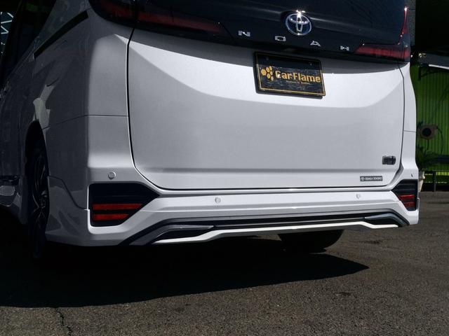 ノア ハイブリッドS-Z /モデリスタ・フルエアロ/ハーフレザーオットマンシート/シートヒーター/デジタルインナーミラー/純正10.5インチナビ/フリップダウンモニター/Bカメラ/両電動ドア/電動リアゲート/禁煙/全国3年保証(11枚目)