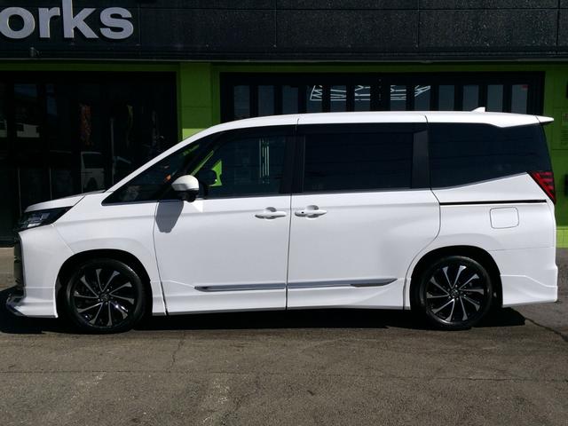 ノア ハイブリッドS-Z /モデリスタ・フルエアロ/ハーフレザーオットマンシート/シートヒーター/デジタルインナーミラー/純正10.5インチナビ/フリップダウンモニター/Bカメラ/両電動ドア/電動リアゲート/禁煙/全国3年保証(24枚目)