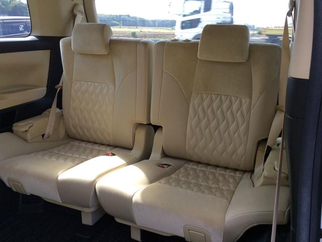 アルファード 2.5X /4WD/メーカー純正10インチナビTV/純正フリップダウンモニター/バックカメラ/DVDユニット/両電動ドア/プリクラッシュ/レーダークルーズ/障害物センサー/8人/寒冷地仕様/禁煙車/全国1年保証(9枚目)