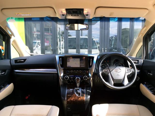 アルファード 2.5X /4WD/メーカー純正10インチナビTV/純正フリップダウンモニター/バックカメラ/DVDユニット/両電動ドア/プリクラッシュ/レーダークルーズ/障害物センサー/8人/寒冷地仕様/禁煙車/全国1年保証(15枚目)
