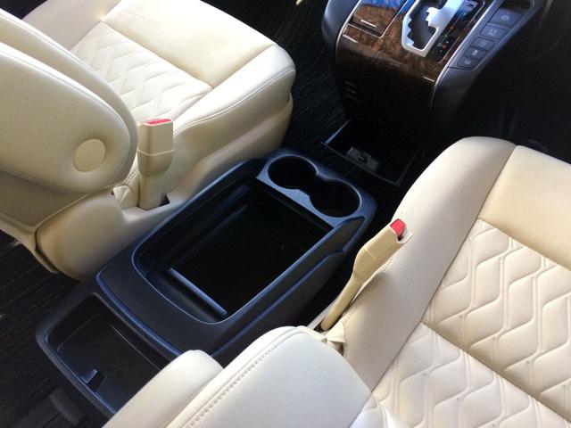 アルファード 2.5X /4WD/メーカー純正10インチナビTV/純正フリップダウンモニター/バックカメラ/DVDユニット/両電動ドア/プリクラッシュ/レーダークルーズ/障害物センサー/8人/寒冷地仕様/禁煙車/全国1年保証(24枚目)