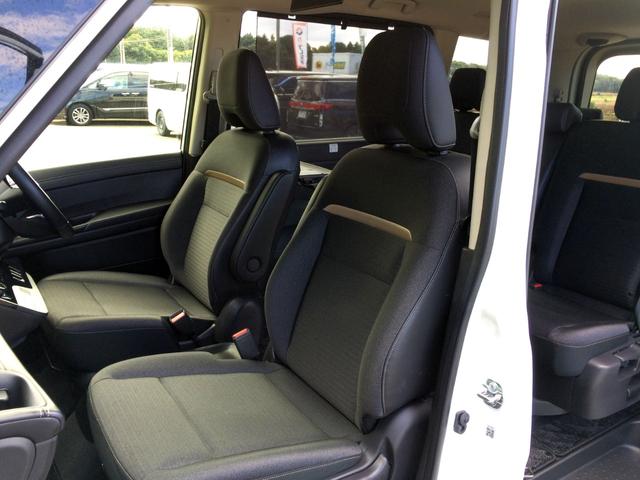 セレナ ｅ－パワー　ハイウェイスターＶ　／メーカー純正ナビ／フリップダウンモニター／全周囲カメラ／デジタルインナーミラー／プロパイロット／ＳＯＳコール／エマージェンシーブレーキ／純正ＦＲドラレコ／両電動ドア／禁煙車／全国１年保証（8枚目）