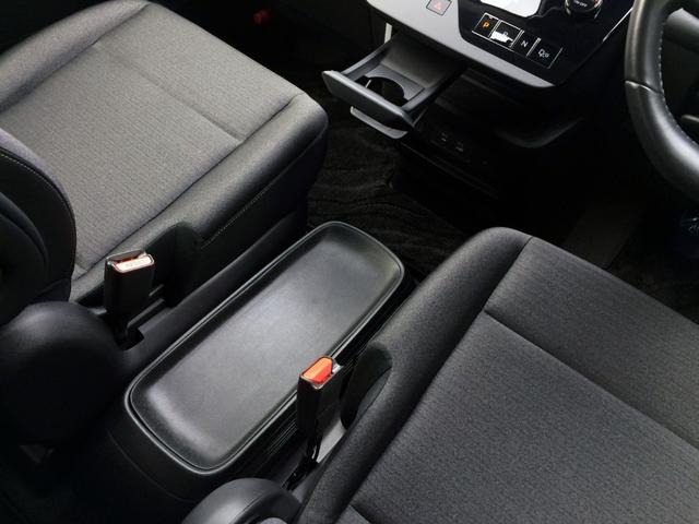 セレナ e-パワー ハイウェイスターV /メーカー純正ナビ/フリップダウンモニター/全周囲カメラ/デジタルインナーミラー/プロパイロット/SOSコール/エマージェンシーブレーキ/純正FRドラレコ/両電動ドア/禁煙車/全国1年保証(40枚目)