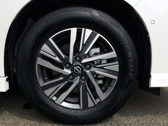 セレナ e-パワー ハイウェイスターV /メーカー純正ナビ/フリップダウンモニター/全周囲カメラ/デジタルインナーミラー/プロパイロット/SOSコール/エマージェンシーブレーキ/純正FRドラレコ/両電動ドア/禁煙車/全国1年保証(50枚目)