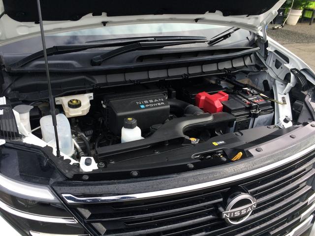 セレナ e-パワー ハイウェイスターV /メーカー純正ナビ/フリップダウンモニター/全周囲カメラ/デジタルインナーミラー/プロパイロット/SOSコール/エマージェンシーブレーキ/純正FRドラレコ/両電動ドア/禁煙車/全国1年保証(53枚目)