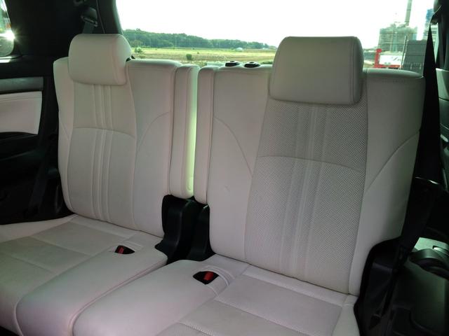 ヴェルファイア 3.5エグゼクティブラウンジZ /4WD/TRDフルエアロ&4本マフラー/Wサンルーフ/インナーミラー/3眼シーケンシャル/JBLツインモニター/全周囲カメラ/白革/シートエアコン/埼玉1オナ/記録簿/禁煙車/全国1年保証(11枚目)