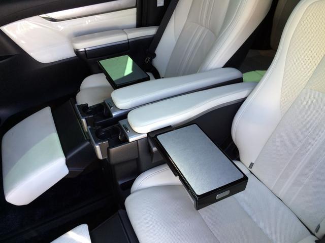 ヴェルファイア 3.5エグゼクティブラウンジZ /4WD/TRDフルエアロ&4本マフラー/Wサンルーフ/インナーミラー/3眼シーケンシャル/JBLツインモニター/全周囲カメラ/白革/シートエアコン/埼玉1オナ/記録簿/禁煙車/全国1年保証(12枚目)