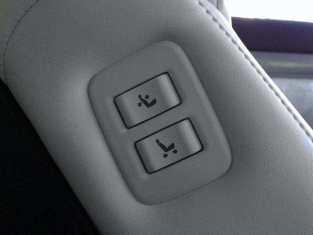 ヴェルファイア 3.5エグゼクティブラウンジZ /4WD/TRDフルエアロ&4本マフラー/Wサンルーフ/インナーミラー/3眼シーケンシャル/JBLツインモニター/全周囲カメラ/白革/シートエアコン/埼玉1オナ/記録簿/禁煙車/全国1年保証(19枚目)