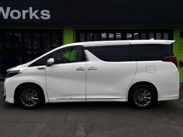 アルファード 3.5エグゼクティブラウンジ /4WD/モデリスタ・フルエアロ/Wサンルーフ/3眼シーケンシャル/デジタルインナーミラー/JBLツインモニター/全周囲カメラ/黒革/シートエアコン/両電動ドア/電動ゲート/ドラレコ/禁煙車/1年保証(26枚目)