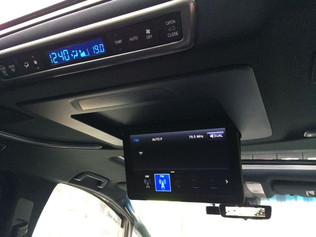 アルファード 3.5エグゼクティブラウンジ /4WD/モデリスタ・フルエアロ/Wサンルーフ/3眼シーケンシャル/デジタルインナーミラー/JBLツインモニター/全周囲カメラ/黒革/シートエアコン/両電動ドア/電動ゲート/ドラレコ/禁煙車/1年保証(28枚目)