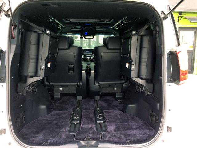 アルファード 3.5エグゼクティブラウンジ /4WD/モデリスタ・フルエアロ/Wサンルーフ/3眼シーケンシャル/デジタルインナーミラー/JBLツインモニター/全周囲カメラ/黒革/シートエアコン/両電動ドア/電動ゲート/ドラレコ/禁煙車/1年保証(60枚目)